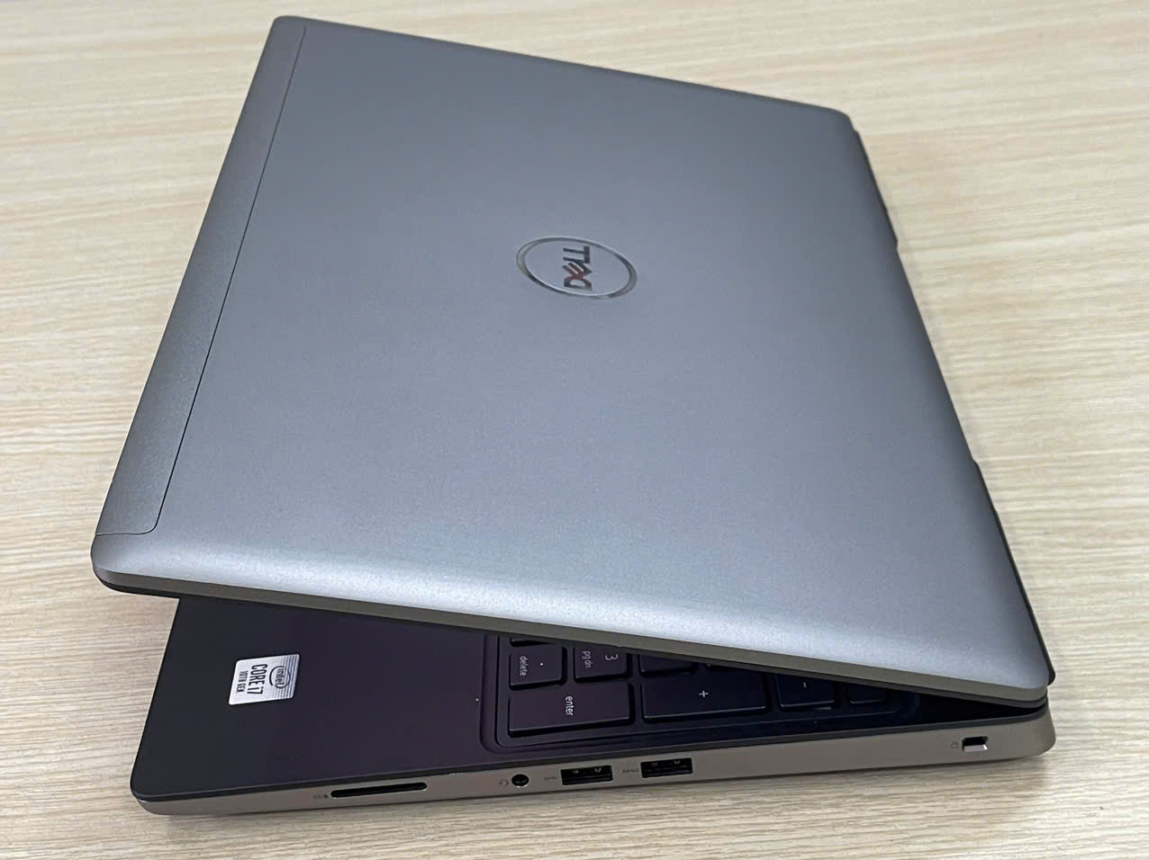 dell precision 7550 mẫu laptop đồ họa giá rẻ
